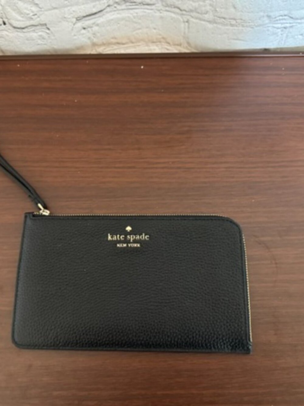 Kate Spade Lucy Medium L-Zip Wristlet Black Pebbled Leather Gold Hardware NWT - Picture 2 of 9